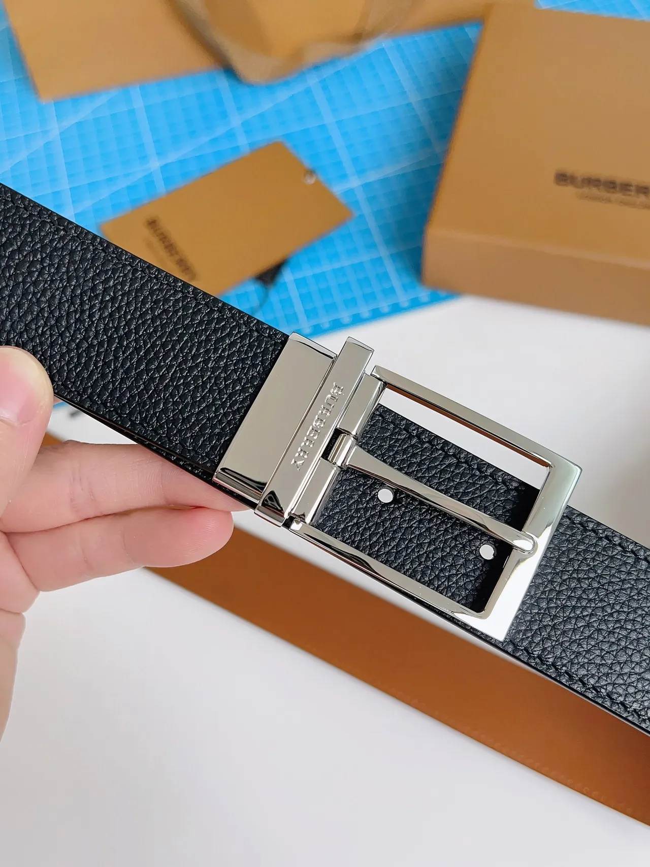 Burberry Reversible Buckle Black Pebbled Leather Belt 6