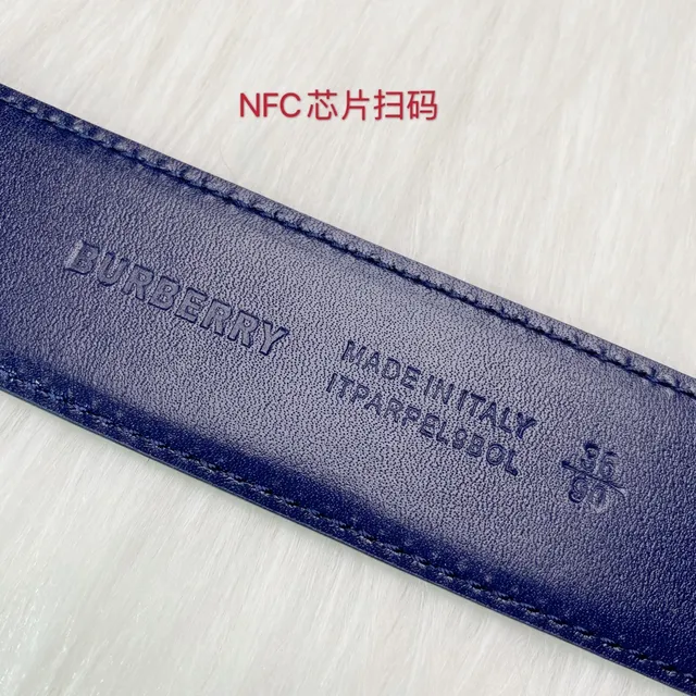 Burberry TB Monogram حزام جلد أزرق بحري 2