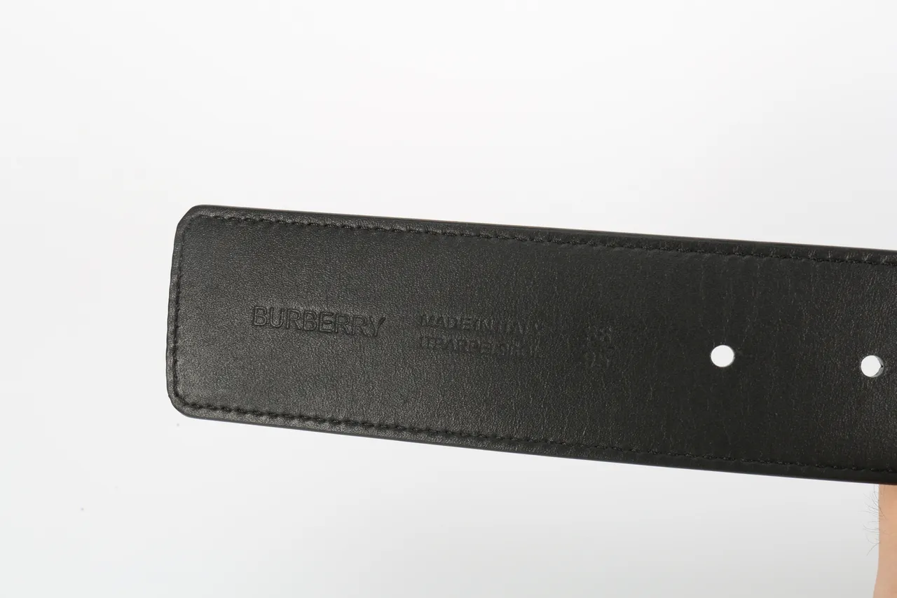 Burberry TB Monogram Ceinture en cuir à carreaux noirs et gris 6
