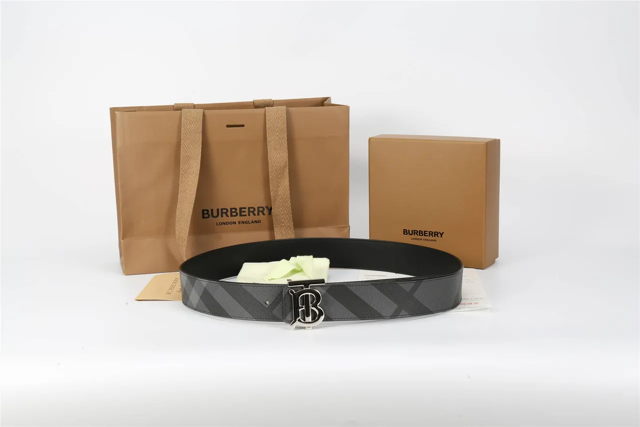 Burberry TB Monogram Ceinture en cuir à carreaux noirs et gris 9