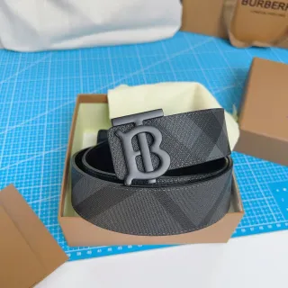 Burberry Thomas Burberry Monogram Cinturón Negro Gris a Cuadros Cinturón de Cuero