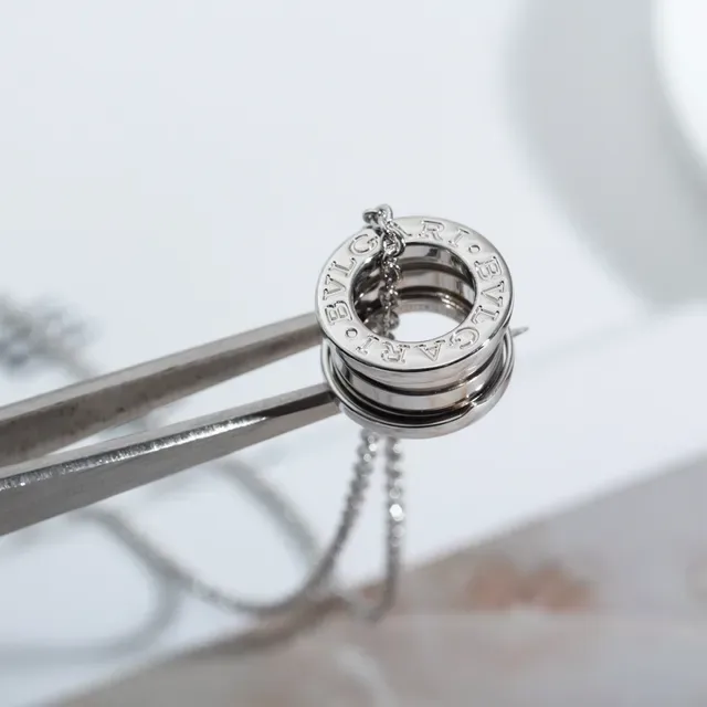 Bvlgari B.zero1 多环圆柱吊坠项链 6