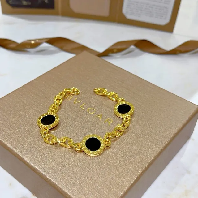 Bvlgari B.zero1 Three-Stone Black Onyx Gold Chain Bracelet 5
