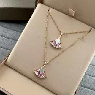 Bvlgari Divas’ Dream सोना गुलाबी पंखदार पेंडेंट पवेज़ेट जेमस्टोन हार