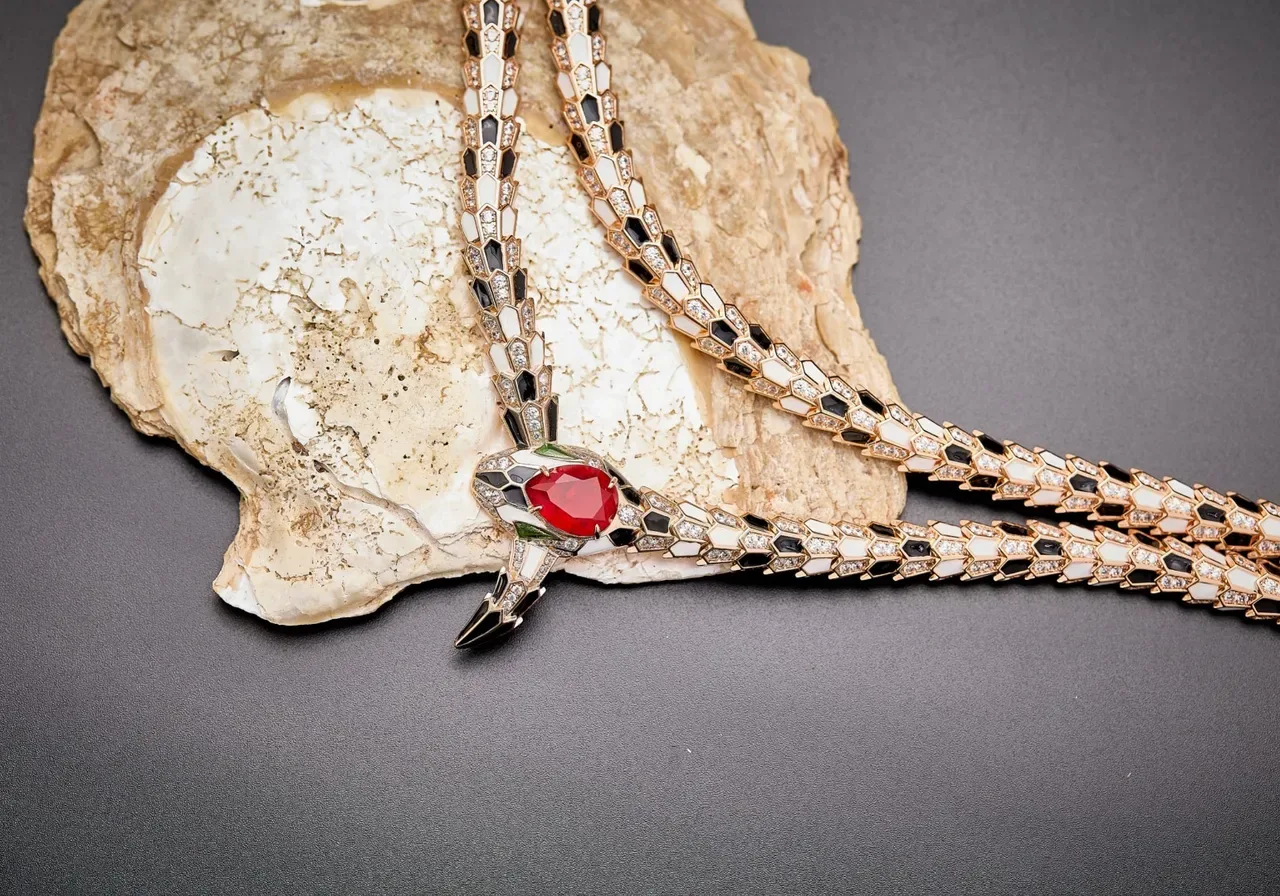 Bvlgari Serpenti Coiled Snake Red Eye Enamel and Diamond Necklace 3