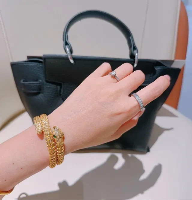 Bvlgari Serpenti Pavé Diamond Gold Serpent Bracelet 5
