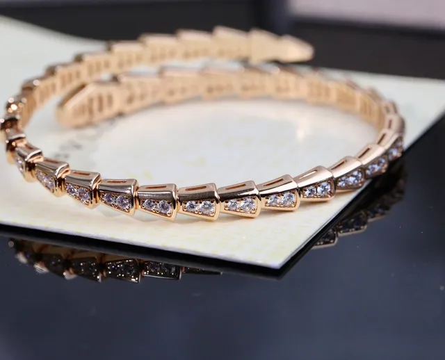 Bvlgari Serpenti Pavé Bracelet Serpent Enroulé Or Rose 5