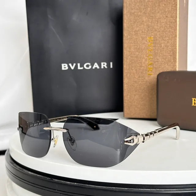 Bvlgari Serpenti बिना किनारों के ग्रेडिएंट शील्ड सनग्लासेस 8