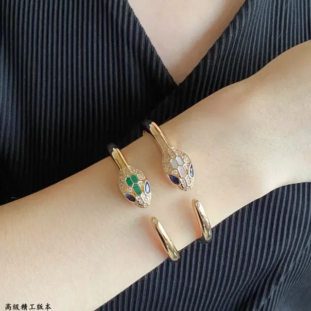 Bvlgari Serpenti सांप-हेड Pavé डायमंड और जेमस्टोन ब्रेसलेट 9