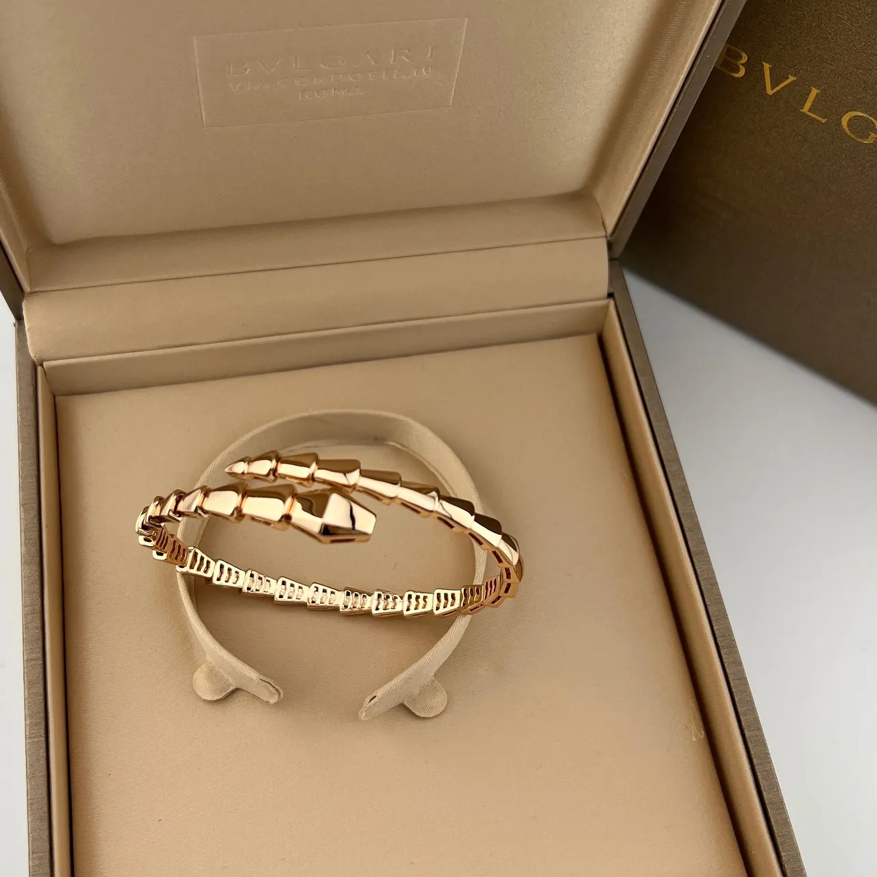 Bvlgari Serpenti Tubogas Snake-Head Bangle Bracelets 3