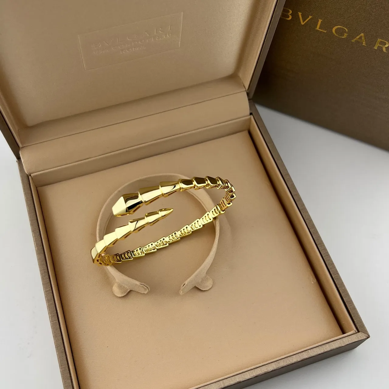 Bvlgari Serpenti Tubogas Snake-Head Bangle Bracelets 5