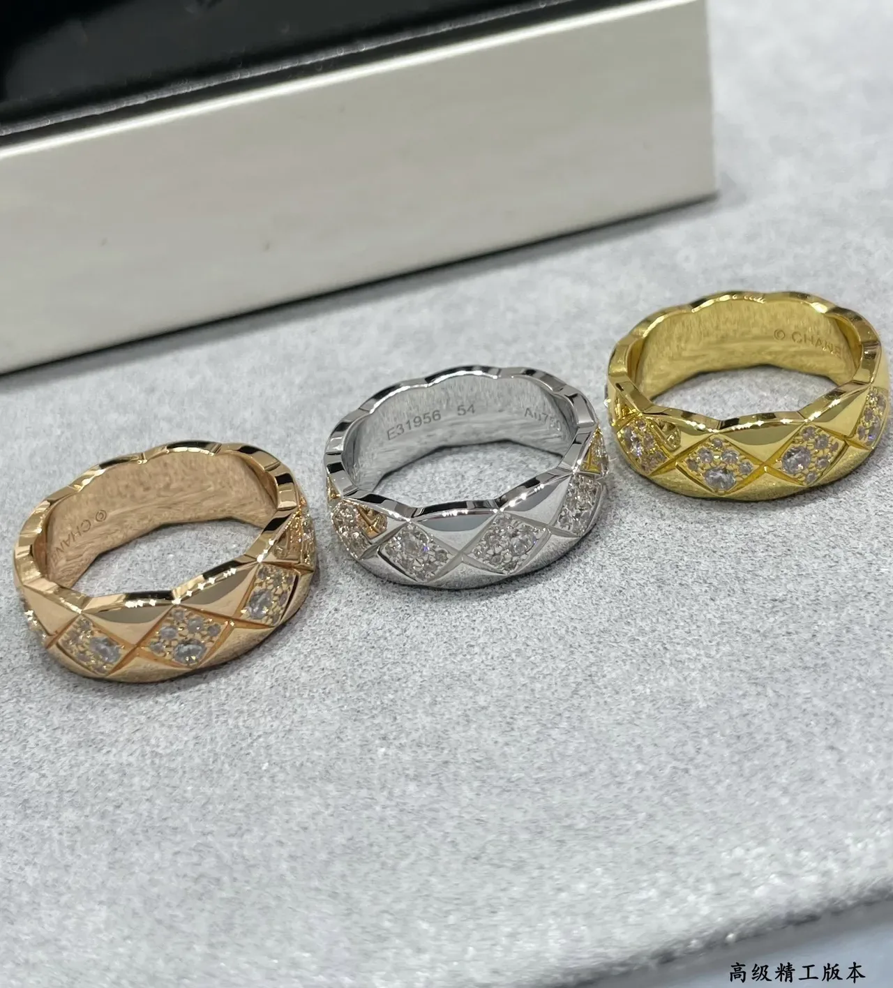 Cartier Juste un Clou 黄金黑色交织晶格镶嵌钻石戒指 3