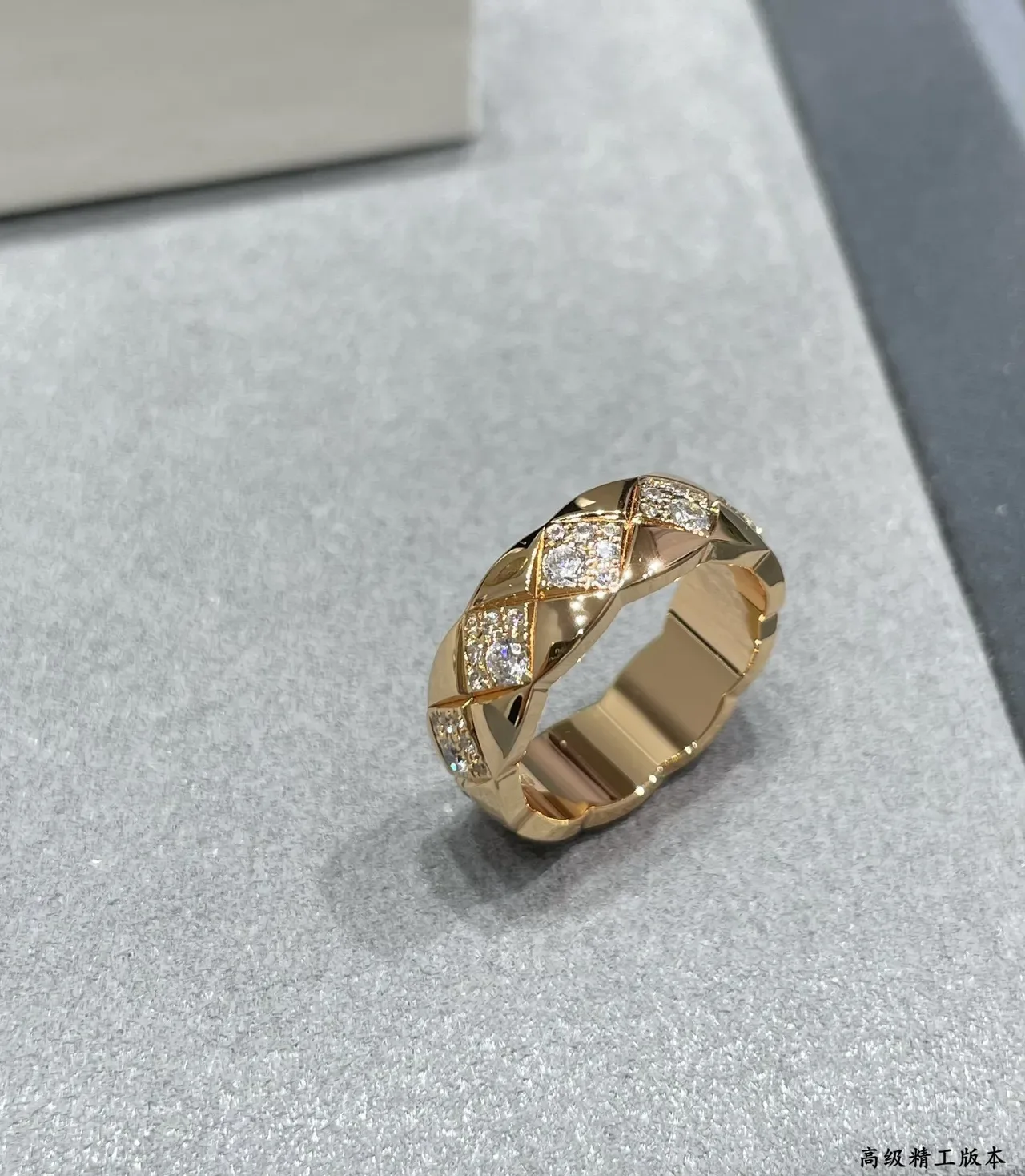 Cartier Juste un Clou 黄金黑色交织晶格镶嵌钻石戒指 5