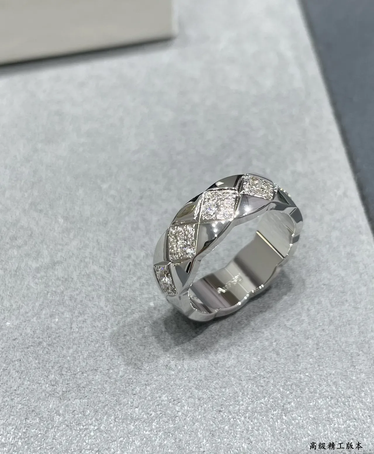 Cartier Juste un Clou 黄金黑色交织晶格镶嵌钻石戒指 6