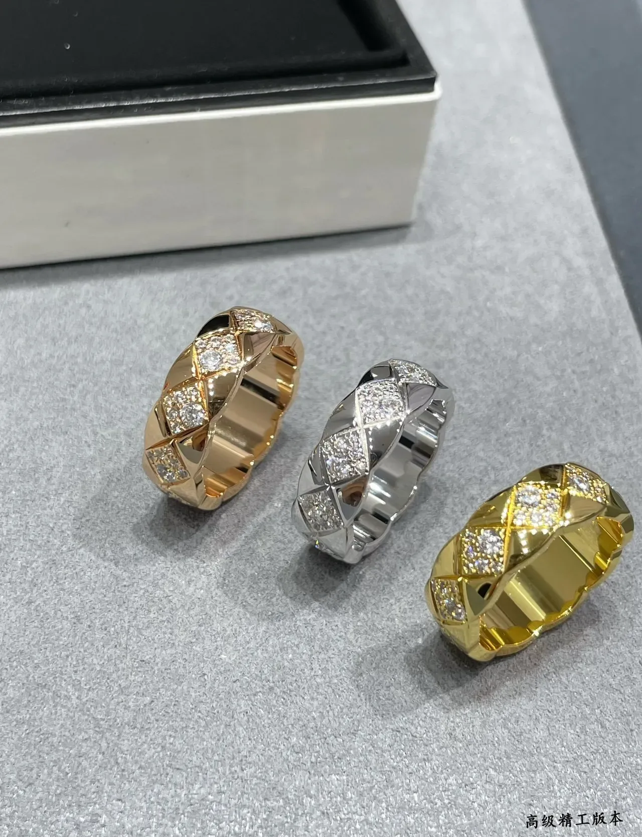 Cartier Juste un Clou 黄金黑色交织晶格镶嵌钻石戒指 8