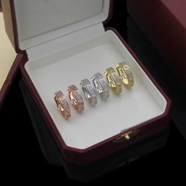 Cartier Juste un Clou Pavé Aros con Bisagra 6