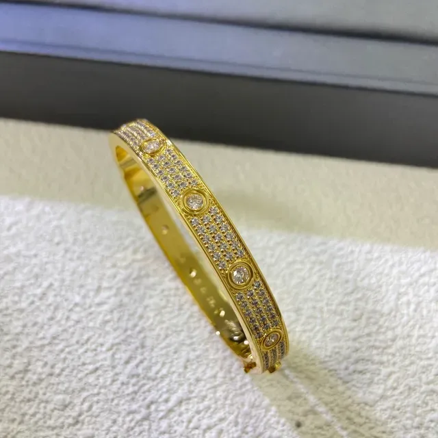 Bracelete Cartier Love Ouro Prata Pavé-Set Screw-Motif 9