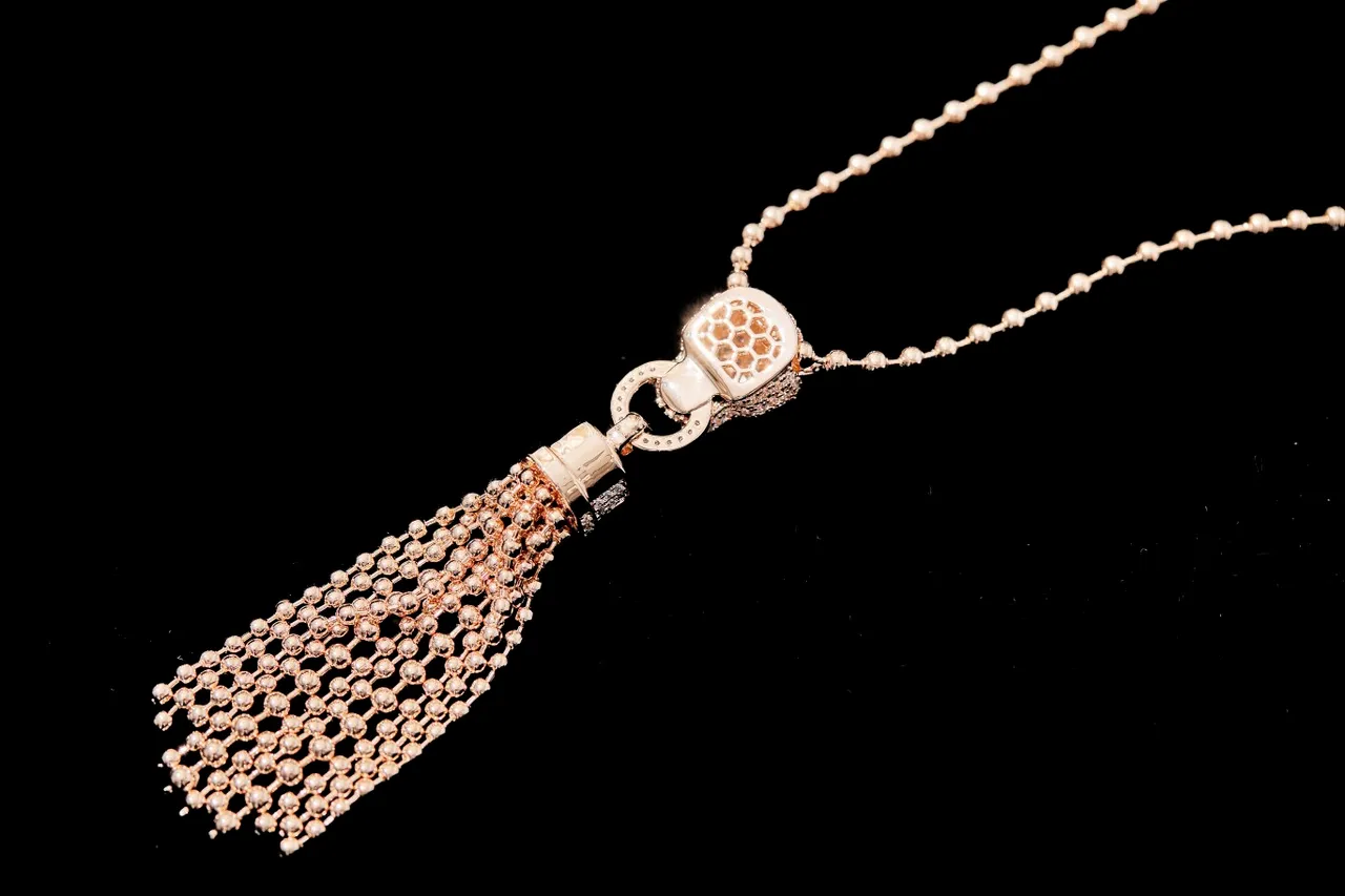 Cartier Panthère Cabeça de Pantera Pavé Colar de Diamantes e Esmeraldas 4