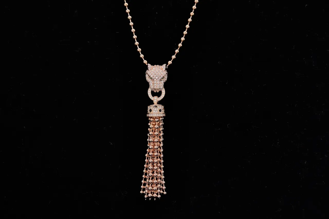 Cartier Panthère Cabeça de Pantera Pavé Colar de Diamantes e Esmeraldas 7
