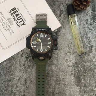 Casio 军绿黑 防摔 多传感器 防泥手表