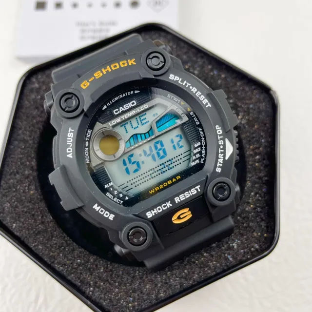 Casio G-Shock DW-5600 काला पीला मजबूत वर्गाकार केस चार-स्क्रू बेजल घड़ी 4