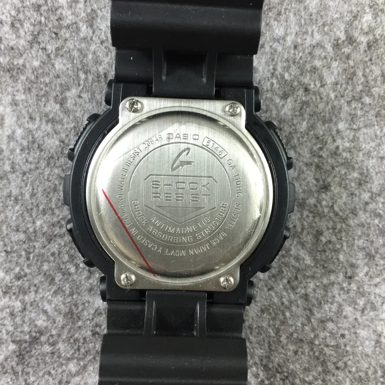 Casio G-Shock GA-100 黑色和铜色 运动手表 8
