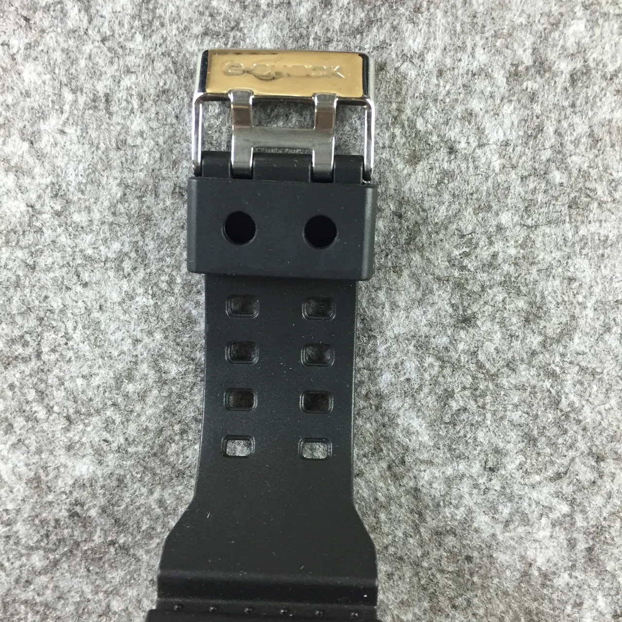 Casio G-Shock GA-100 黑色和铜色 运动手表 9