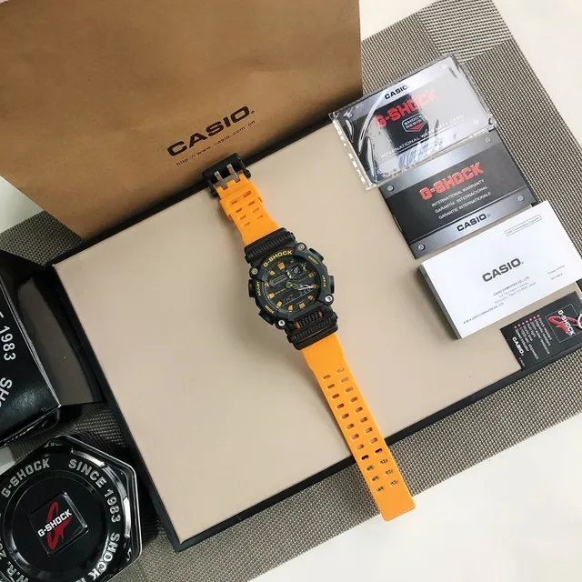 Casio G-Shock GA-100 Reloj Deportivo Negro y Amarillo 9