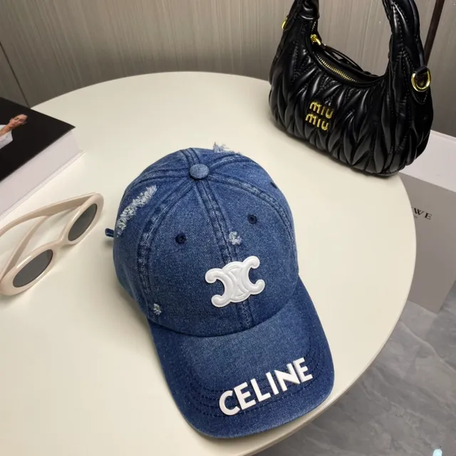 Celine Casquette baseball en jean bleu et blanc usée 6