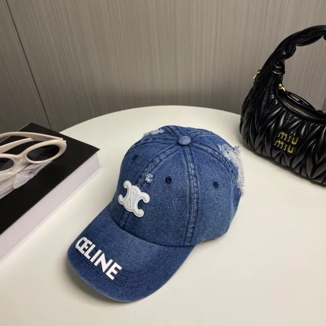 Celine Casquette baseball en jean bleu et blanc usée 7