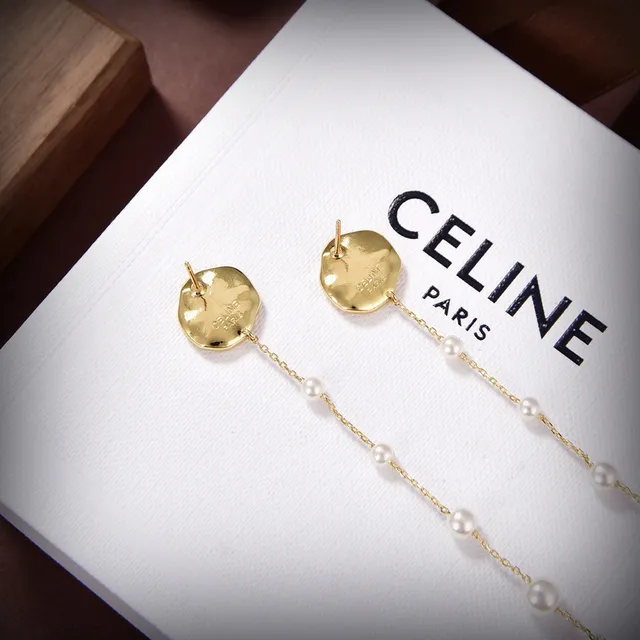 Celine玫瑰图案珍珠链耳环 5