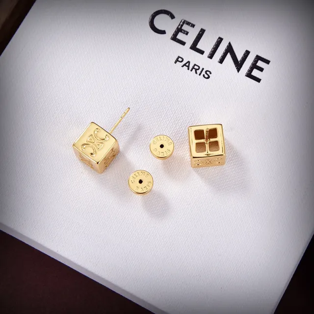 Celine Triomphe কিউব লোগো স্টাড কানের দুল 3