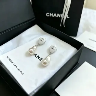 Chanel ফ্যাশন জুয়েলরি Baroque মুক্তা ড্রপ কানের দুল