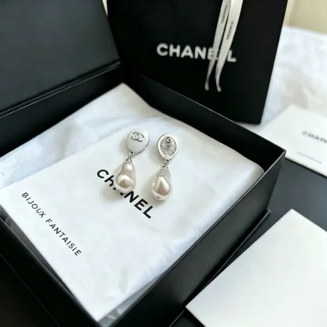 Chanel Bisutería Baroque Brincos de pérola gota 5