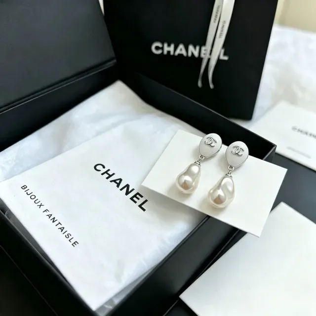 Chanel Bisutería Baroque Brincos de pérola gota 10