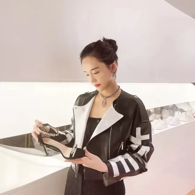 香奈儿黑色金色珍珠链条项链 8