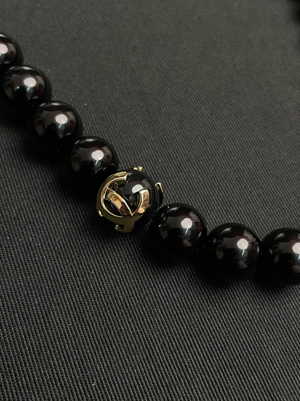 Chanel काला सोना गोलाकार मोती CC Logo चर्म नेकलेस 4