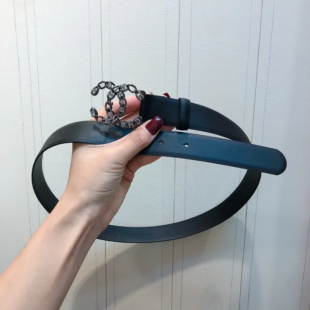Chanel CC Belt negro plata suave cristal-embellished hebilla interlocking correa de cuero 2