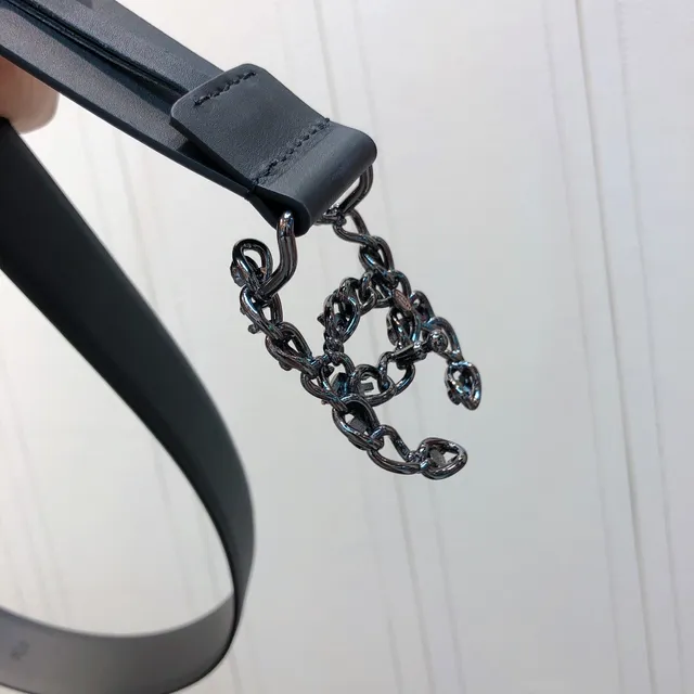Chanel CC Belt negro plata suave cristal-embellished hebilla interlocking correa de cuero 4