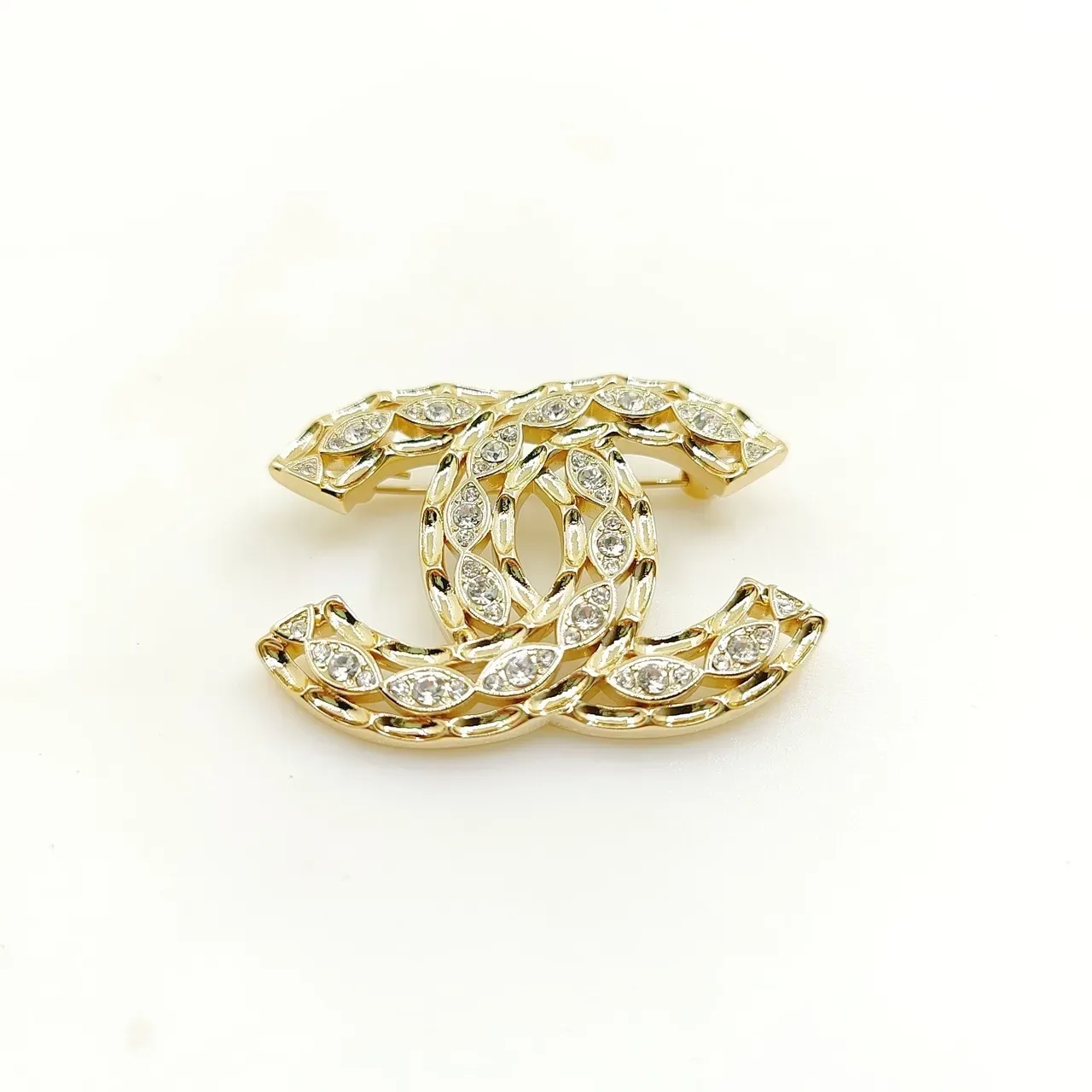 Chanel CC Broche Doré Pavé Cristal Motif Feuille 9