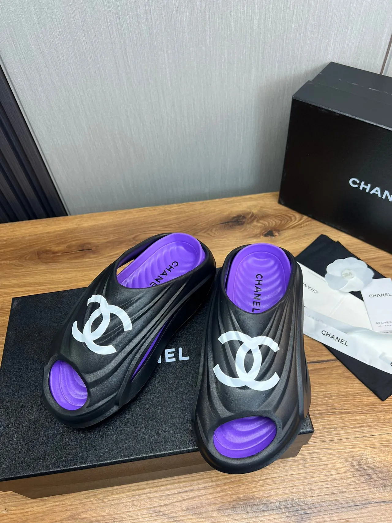Chanel CC Slide Black and Purple Slippers 3
