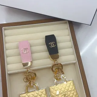 Chanel Classic Flap Gold Pink क्विल्टेड हैंडबैग