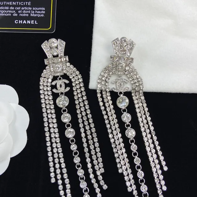 Chanel Boucles d'oreilles Cristal Frange Logo CC pendantes 3