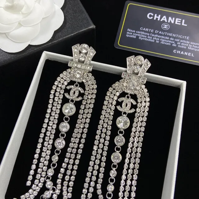 Chanel Boucles d'oreilles Cristal Frange Logo CC pendantes 4