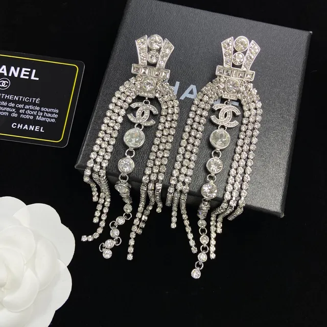 Chanel Boucles d'oreilles Cristal Frange Logo CC pendantes 6