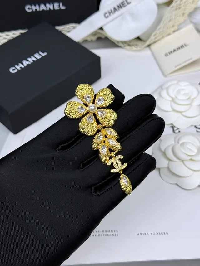Chanel Floral Brooch Gold White Textured Brooch 7
