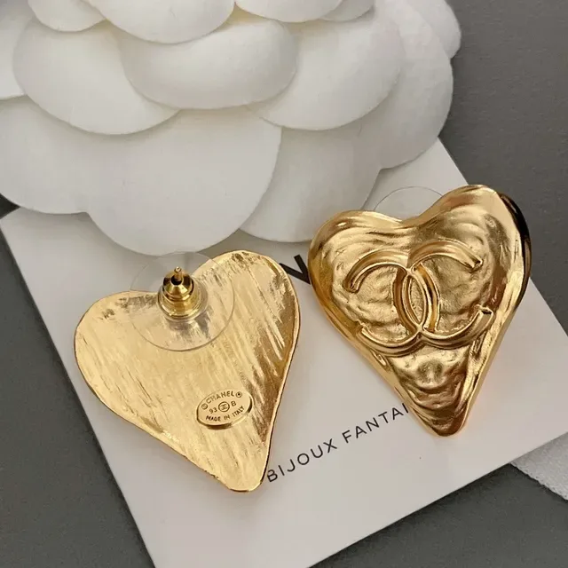 Chanel Heart CC গোল্ড-টোন কানের দুল 2