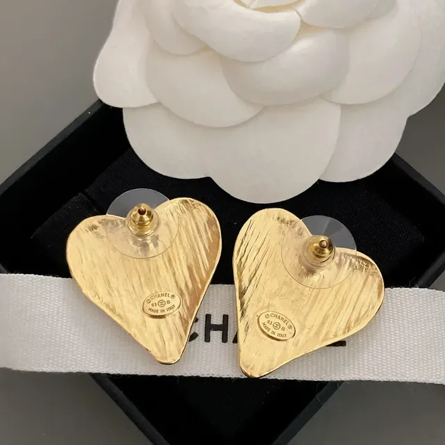 Chanel Heart CC গোল্ড-টোন কানের দুল 5