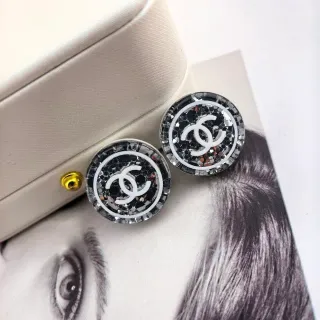 Chanel Logo Stud أسود أبيض دائري لامع موسايك أقراط