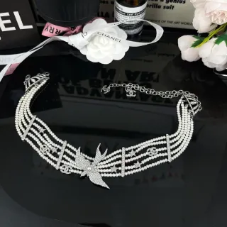 Chanel متعدد الطبقات لؤلؤ وبلورة السنونو شوكر